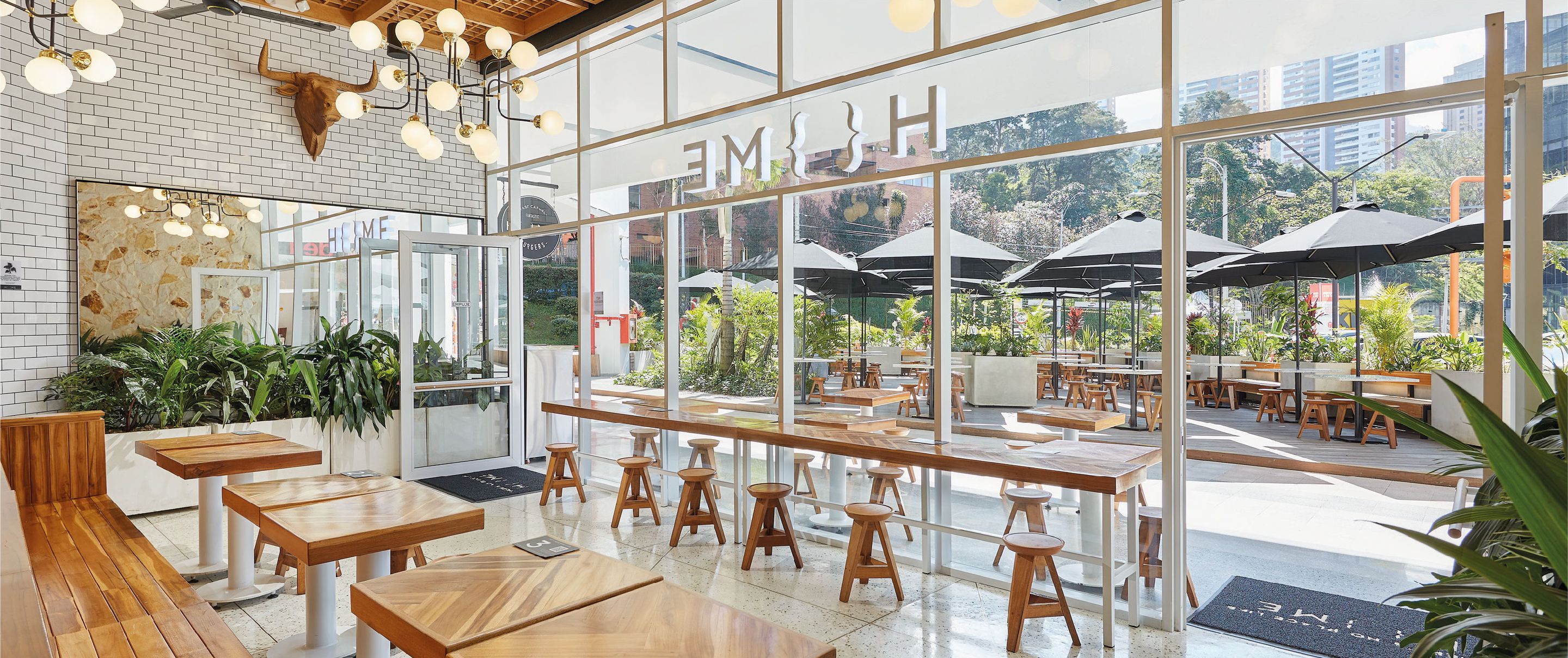 Hm6 Cc Mall Del Este 